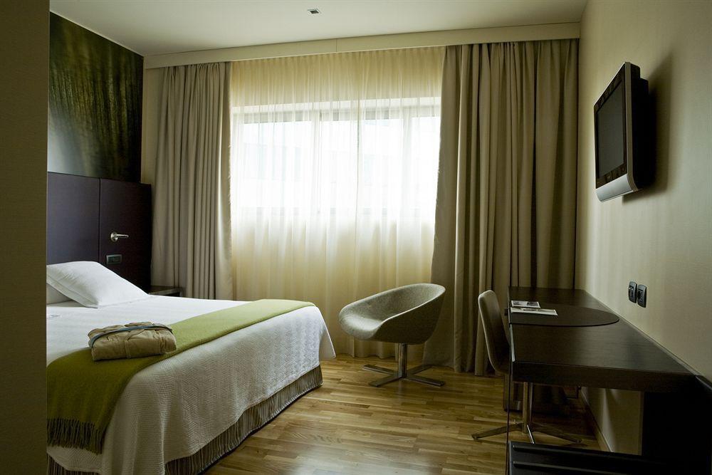 Ac Hotel By Marriott Milan Sesto Sesto San Giovanni Room photo